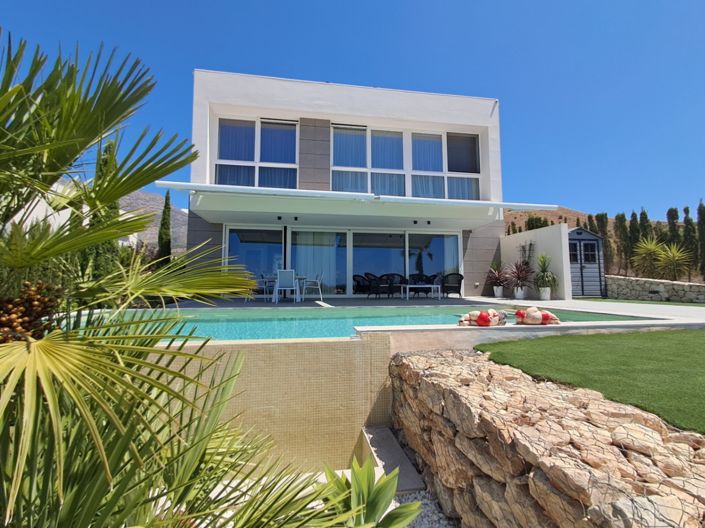 Image No.44-3 Bed Villa for sale