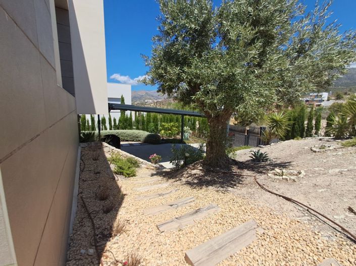 Image No.47-3 Bed Villa for sale
