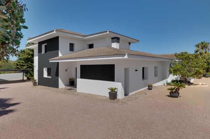 Image No.4-5 Bed Villa for sale