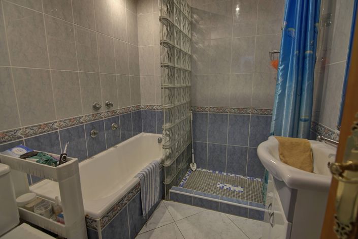 Image No.19-3 Bed Villa for sale