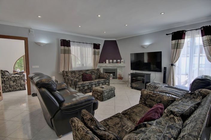 Image No.7-3 Bed Villa for sale