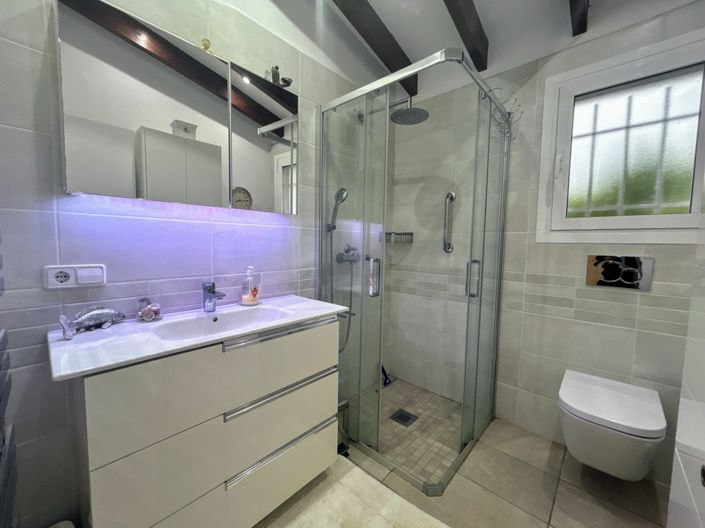 Image No.13-4 Bed Villa for sale