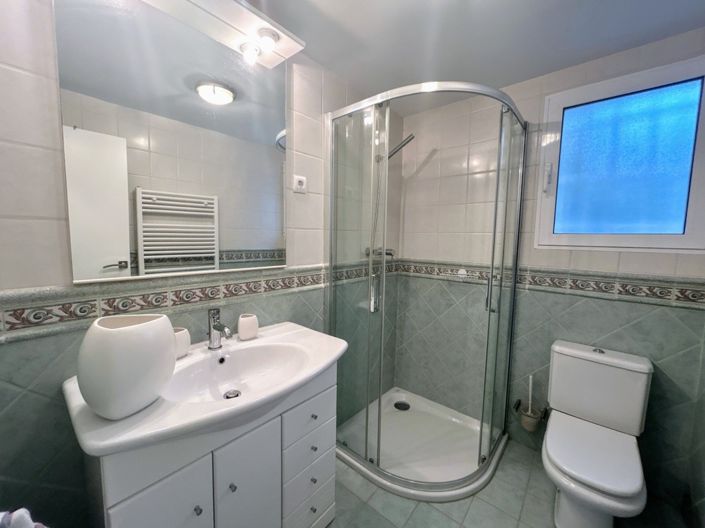 Image No.25-4 Bed Villa for sale