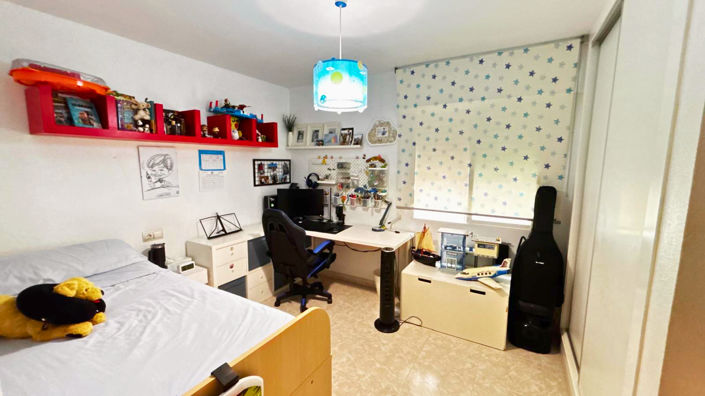 Image No.18-4 Bed Apartment for sale