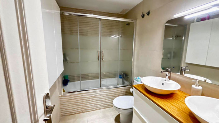 Image No.30-4 Bed Apartment for sale