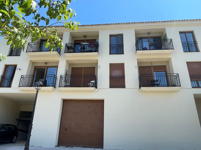 Image No.16-2 Bed Apartment for sale