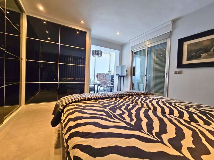 Image No.17-2 Bed Apartment for sale