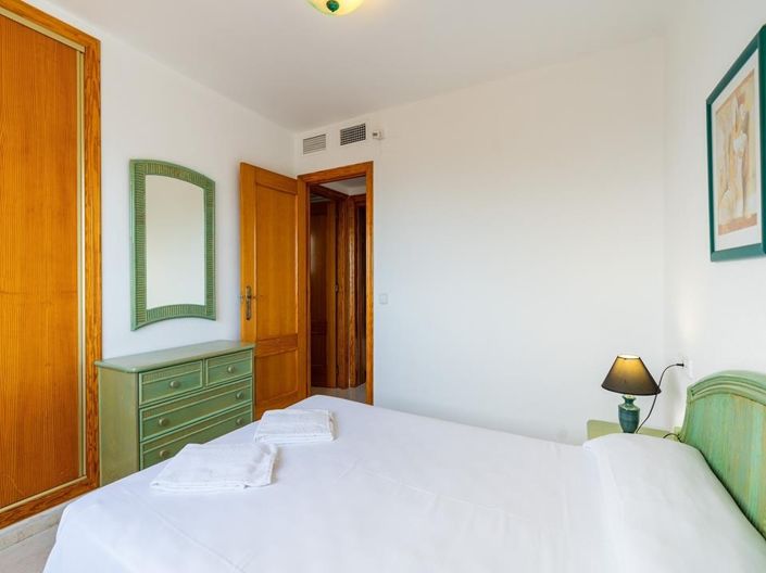 Image No.12-2 Bed Apartment for sale