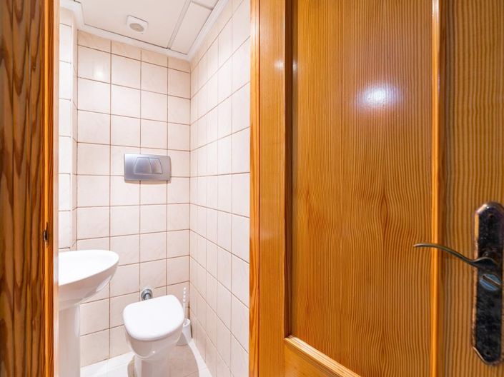 Image No.17-2 Bed Apartment for sale