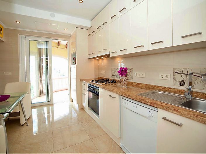 Image No.5-5 Bed Villa for sale