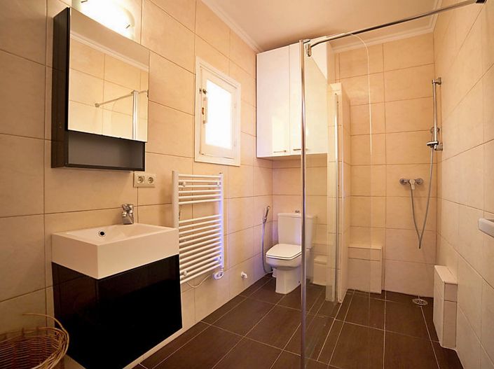 Image No.8-5 Bed Villa for sale