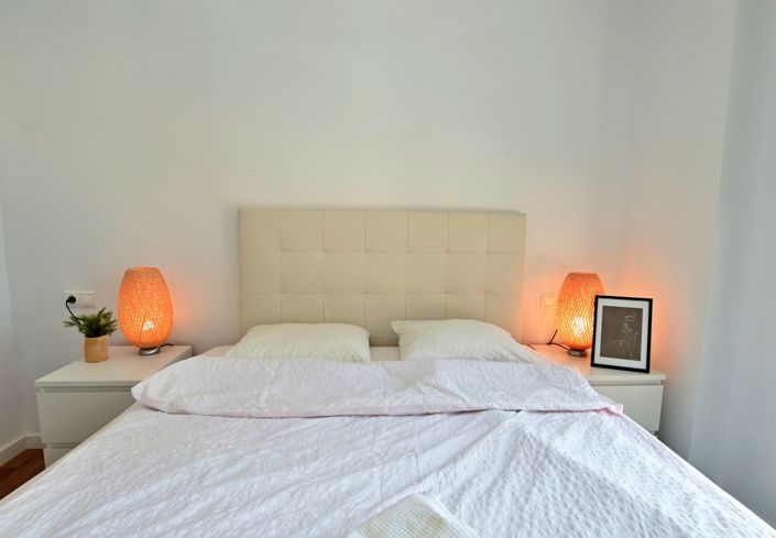 Image No.20-2 Bed Apartment for sale