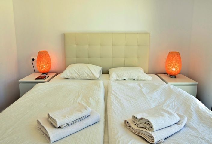 Image No.8-2 Bed Apartment for sale