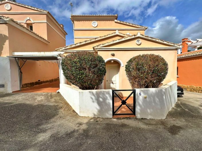Image No.27-3 Bed Villa for sale