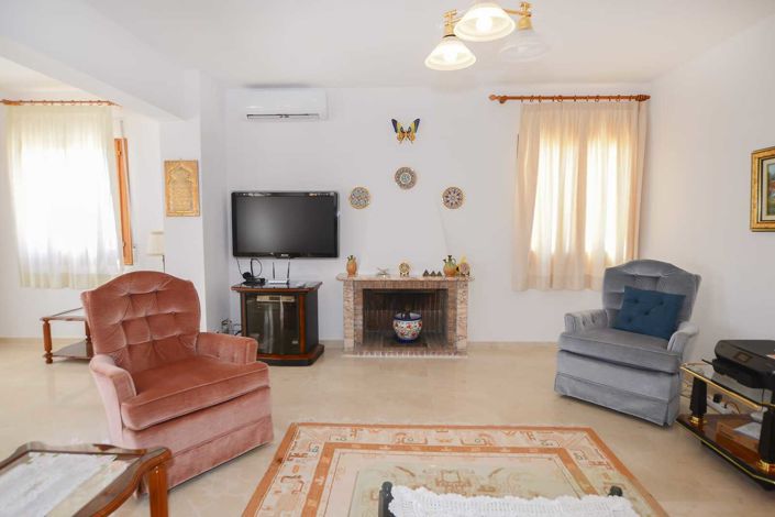 Image No.13-7 Bed Villa for sale