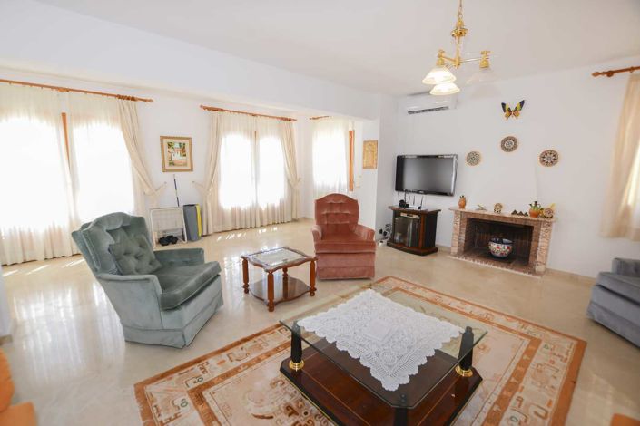 Image No.16-7 Bed Villa for sale