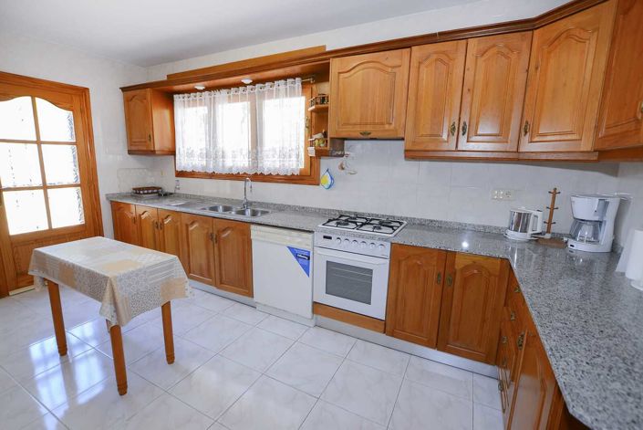 Image No.23-7 Bed Villa for sale