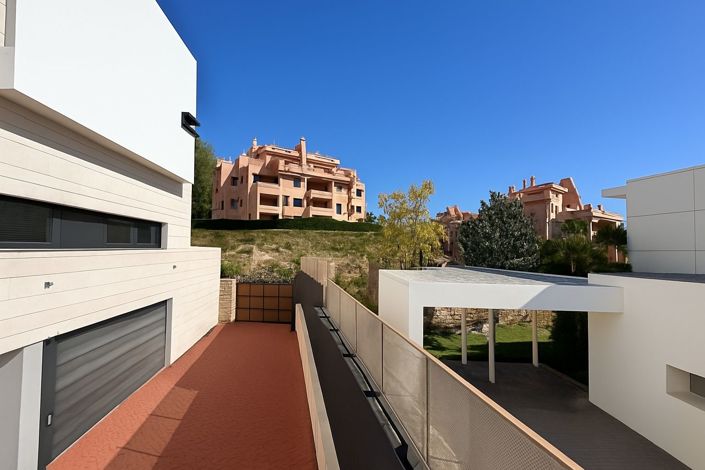 Image No.9-3 Bed Villa for sale