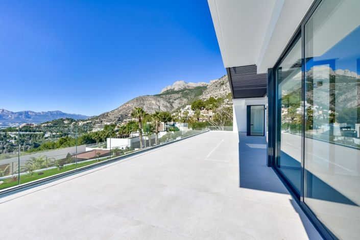 Image No.41-4 Bed Villa for sale