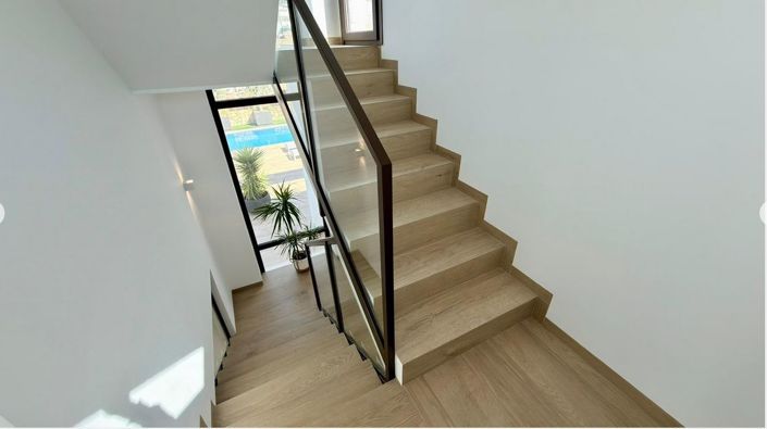 Image No.20-5 Bed Villa for sale