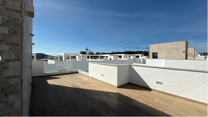 Image No.27-5 Bed Villa for sale