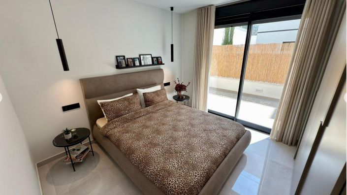 Image No.34-3 Bed Villa for sale