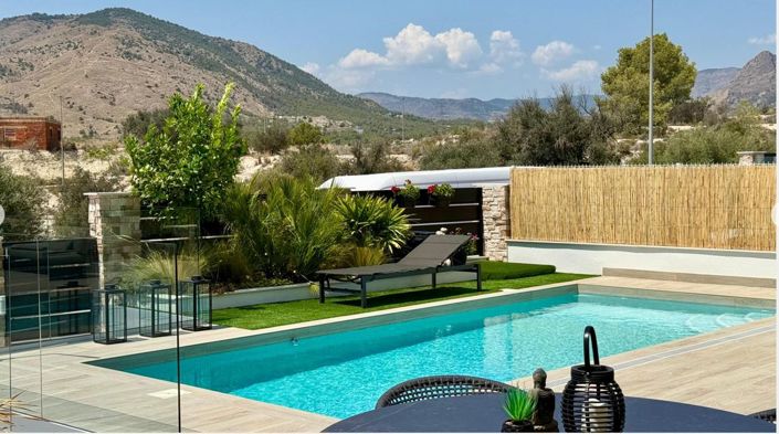 Image No.6-3 Bed Villa for sale