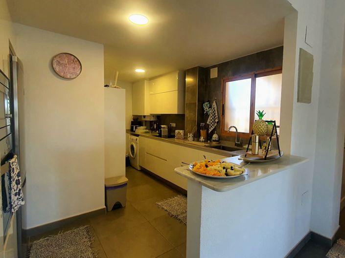Image No.14-3 Bed Apartment for sale