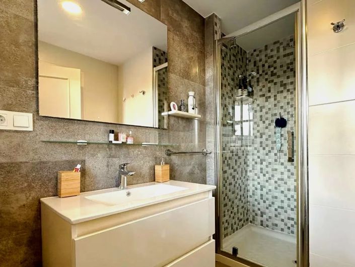 Image No.16-3 Bed Apartment for sale