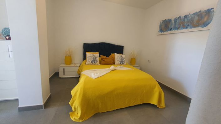 Image No.17-3 Bed Apartment for sale