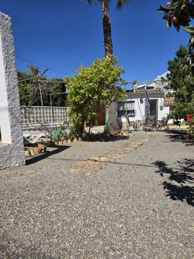 Image No.18-3 Bed Villa for sale