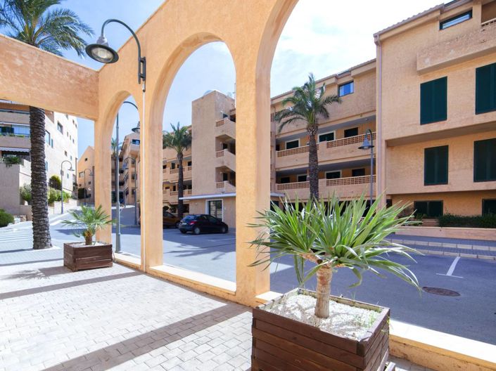 Image No.15-3 Bed Apartment for sale