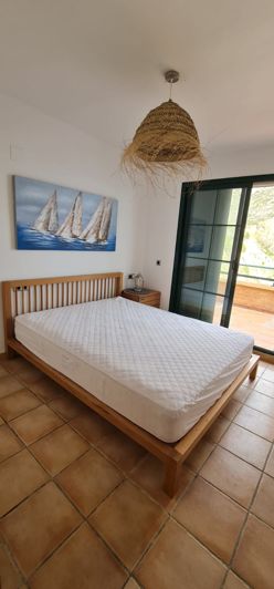 Image No.8-3 Bed Apartment for sale