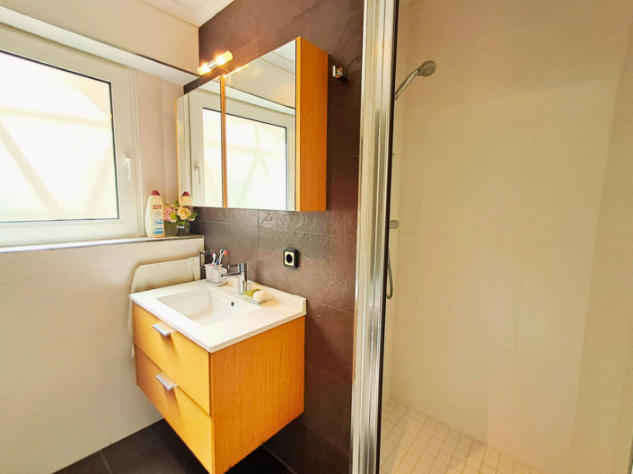 Image No.37-5 Bed Villa for sale