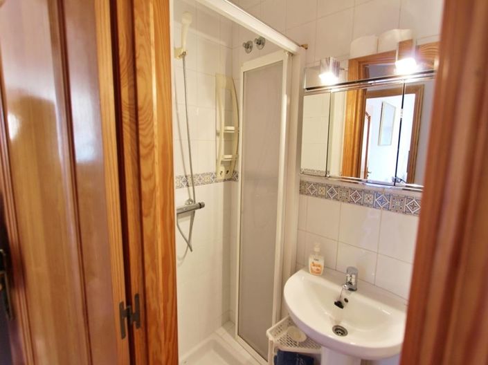 Image No.6-5 Bed Villa for sale