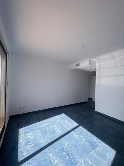 Image No.15-3 Bed Apartment for sale
