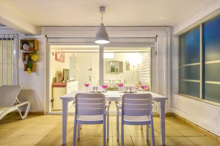 Image No.10-1 Bed Apartment for sale