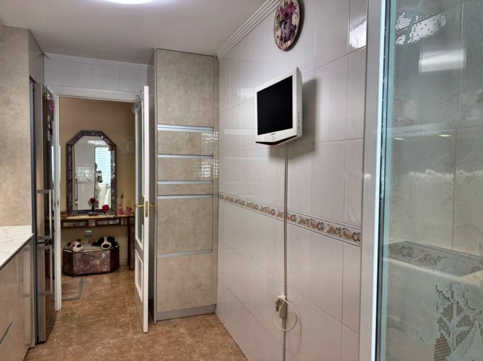 Image No.28-3 Bed Apartment for sale