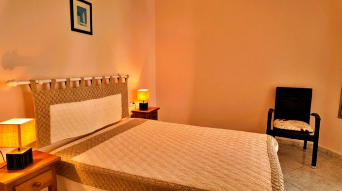 Image No.14-8 Bed Villa for sale