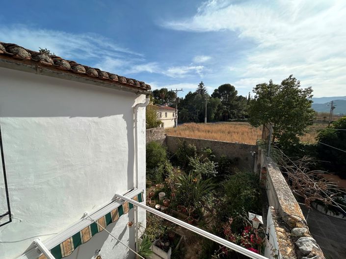 Image No.35-4 Bed Townhouse for sale