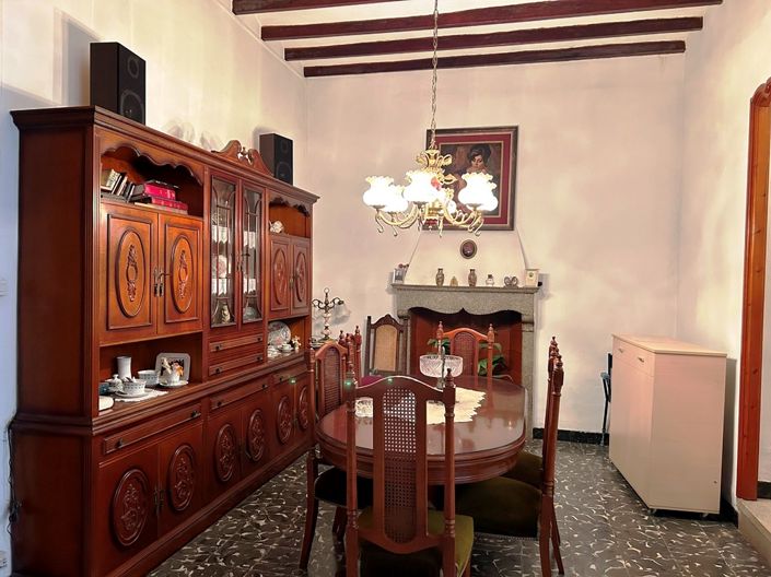 Image No.8-4 Bed Townhouse for sale