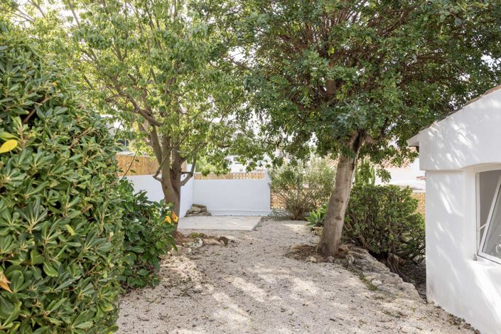 Image No.42-4 Bed Villa for sale