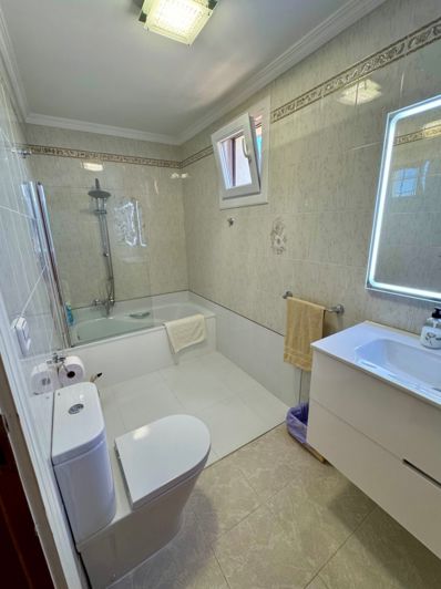 Image No.20-5 Bed Villa for sale