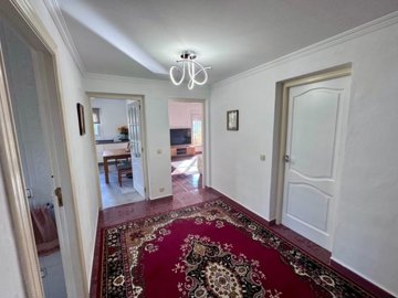 5bedroomvillainjaveawithlargegarageandworksho