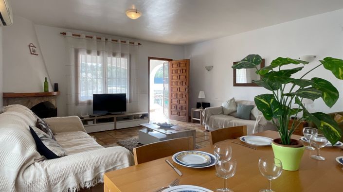 Image No.12-6 Bed Villa for sale