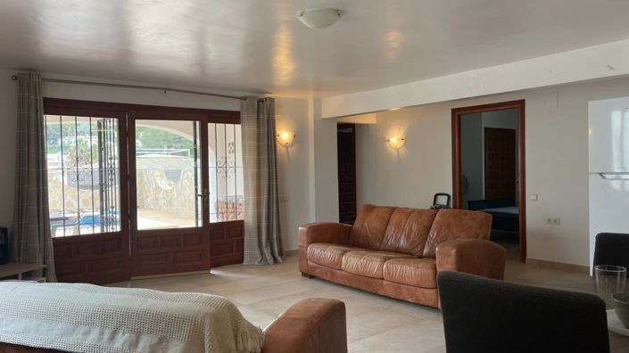 Image No.29-6 Bed Villa for sale