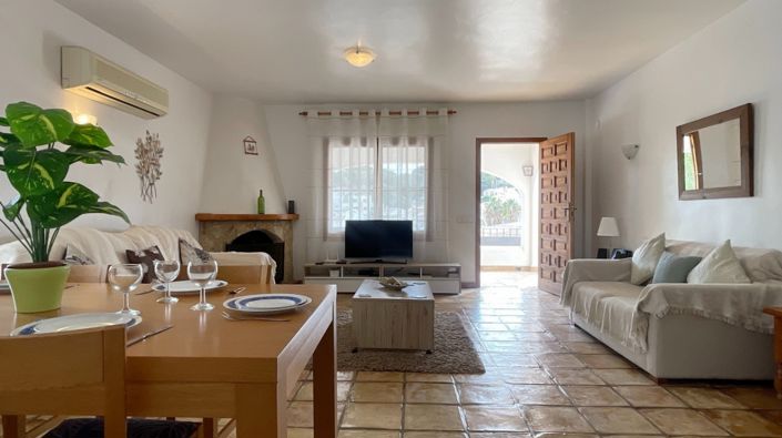 Image No.9-6 Bed Villa for sale