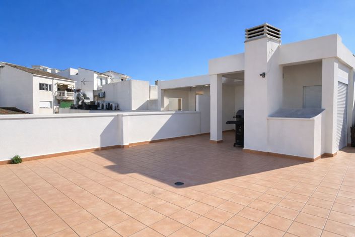 Image No.14-3 Bed Apartment for sale