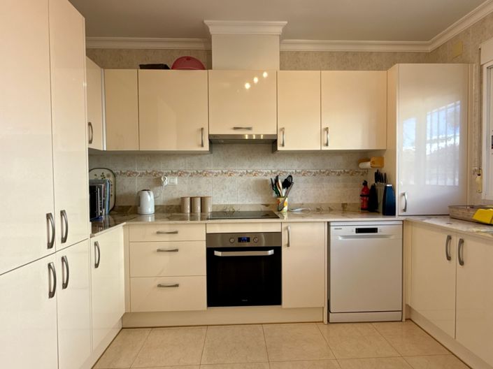 Image No.19-2 Bed Villa for sale