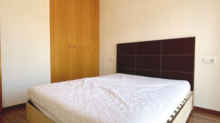 Image No.13-3 Bed Apartment for sale